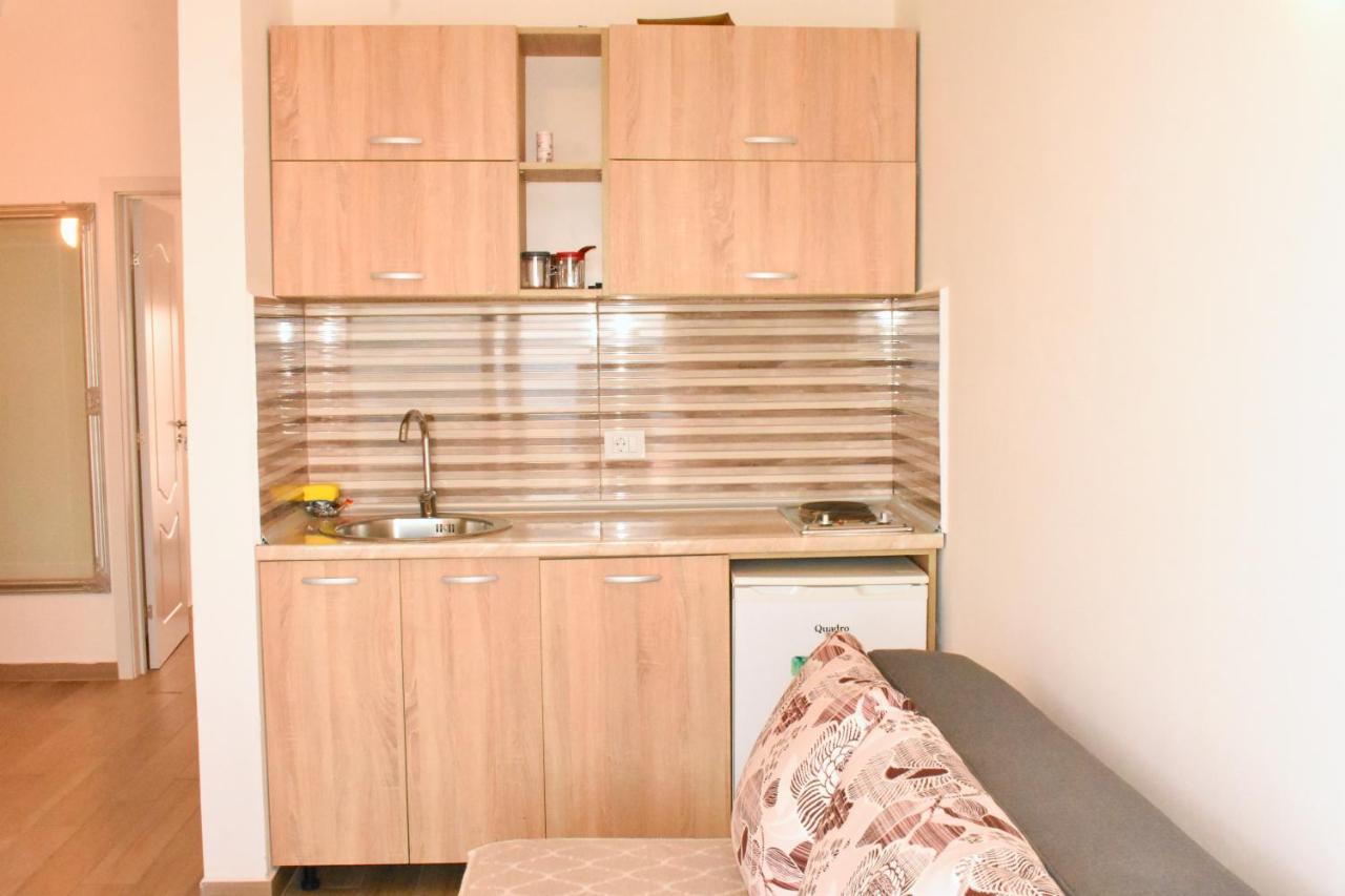 Studio Apartments Jupo Ulcinj Esterno foto