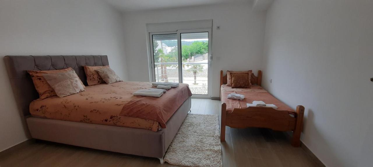 Studio Apartments Jupo Ulcinj Esterno foto