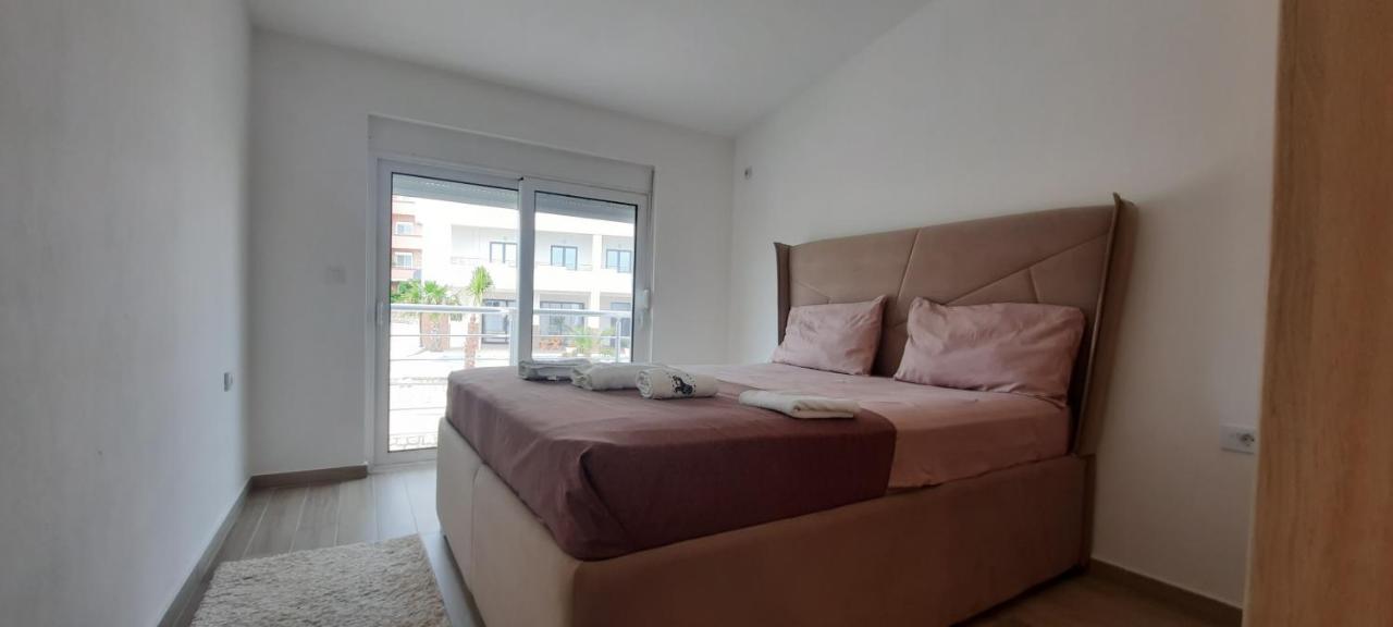 Studio Apartments Jupo Ulcinj Esterno foto