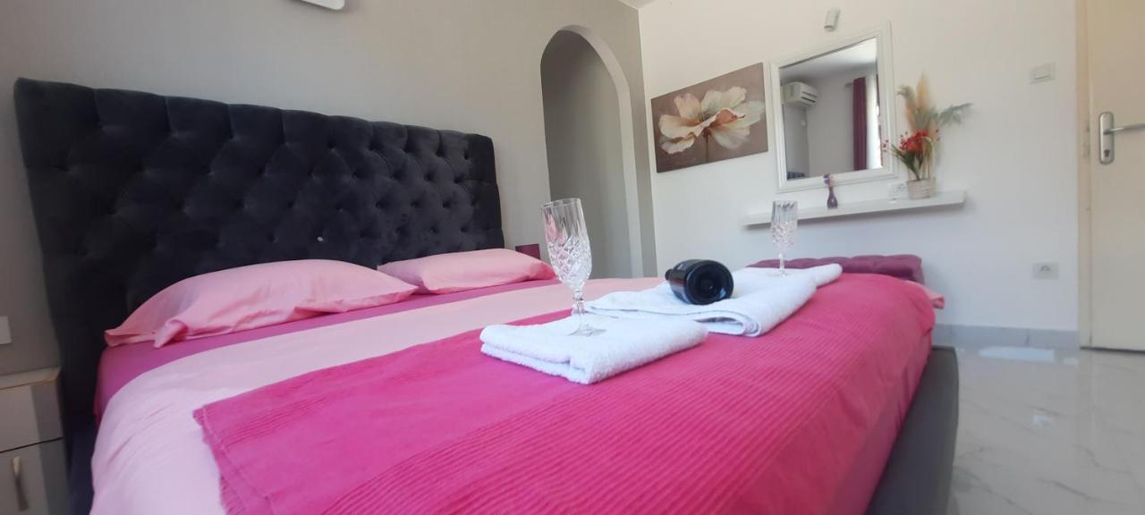 Studio Apartments Jupo Ulcinj Esterno foto